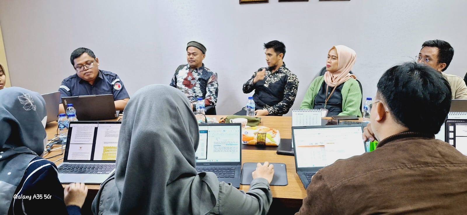 Bawaslu Babel Dampingi Asistensi Penelitian dan Reviu Dana Hibah Pilkada Ulang Bawaslu Kota Pangkalpinang dan Kabupaten Bangka