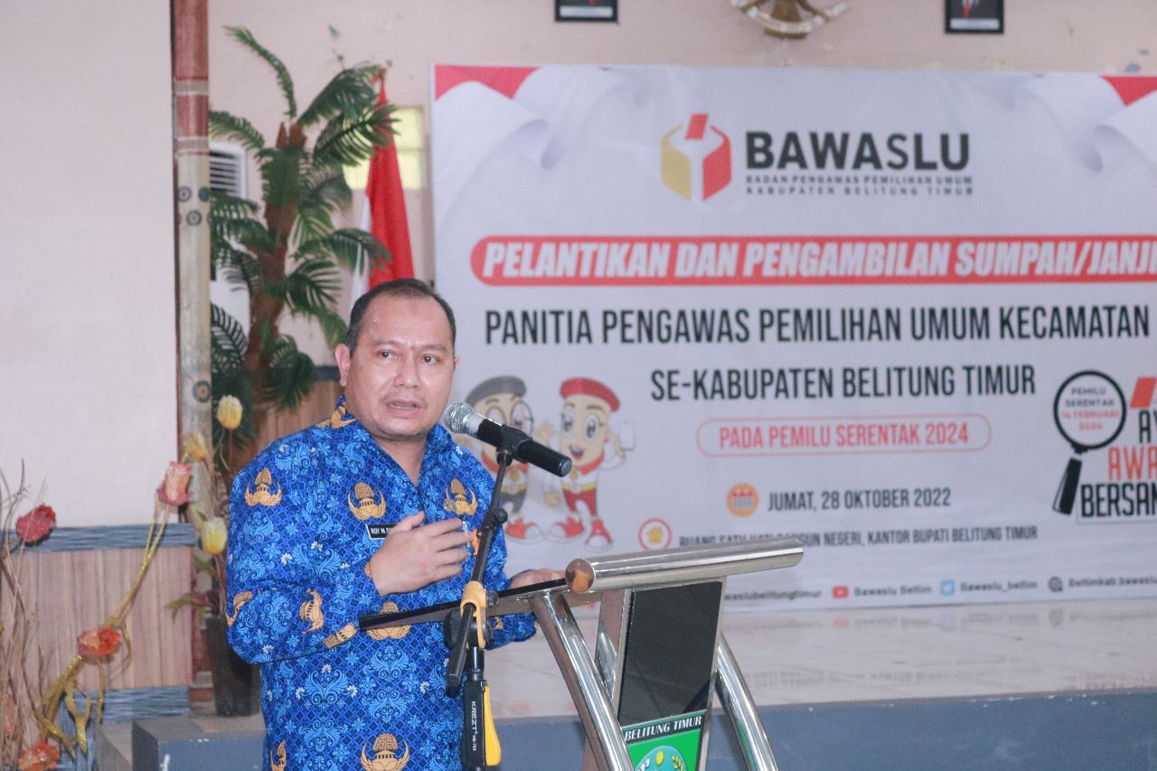 21 Anggota Panwaslu Kecamatan Kabupaten Belitung Timur Resmi dilantik
