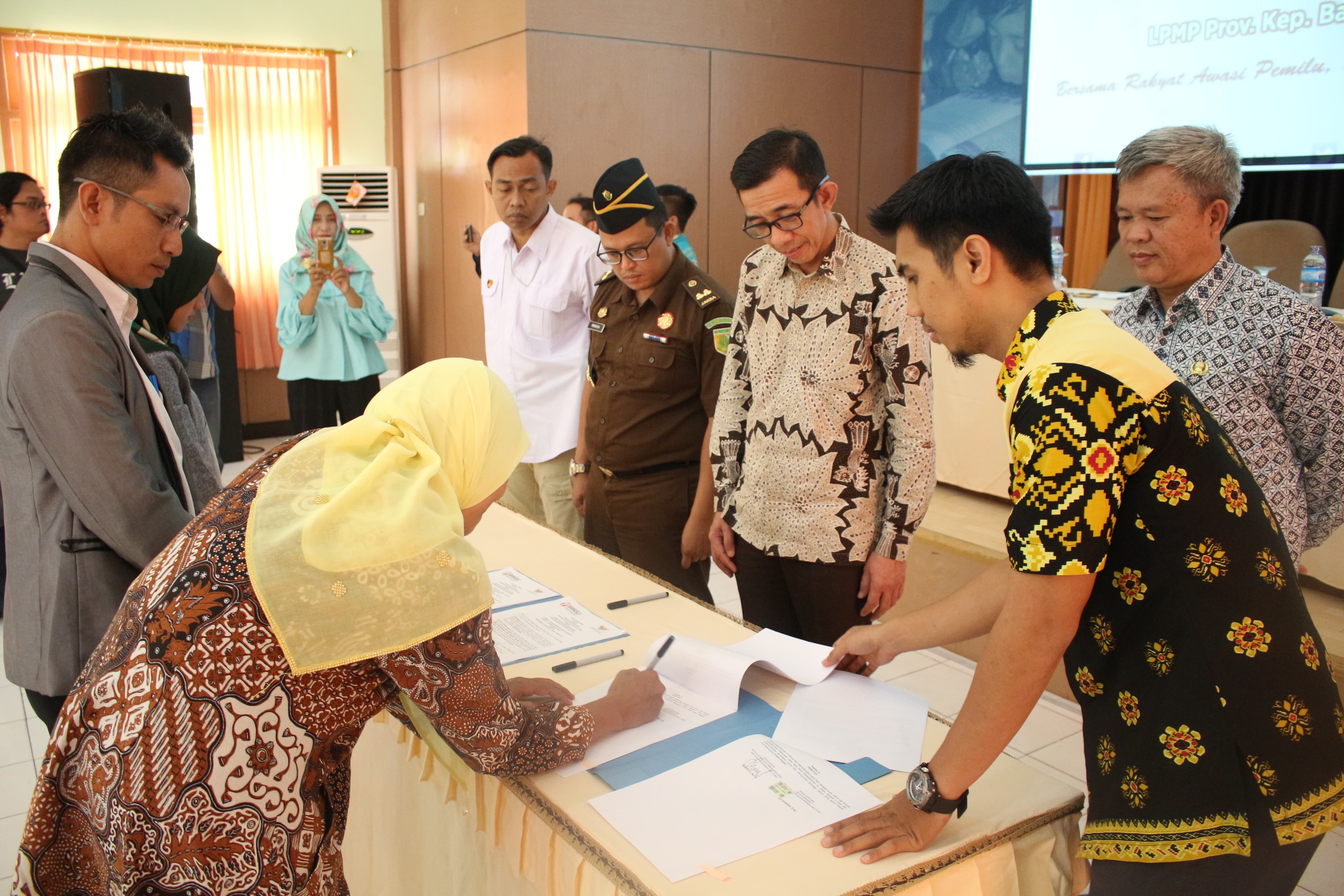 EDI: BAWASLU TAK BISA SENDIRI