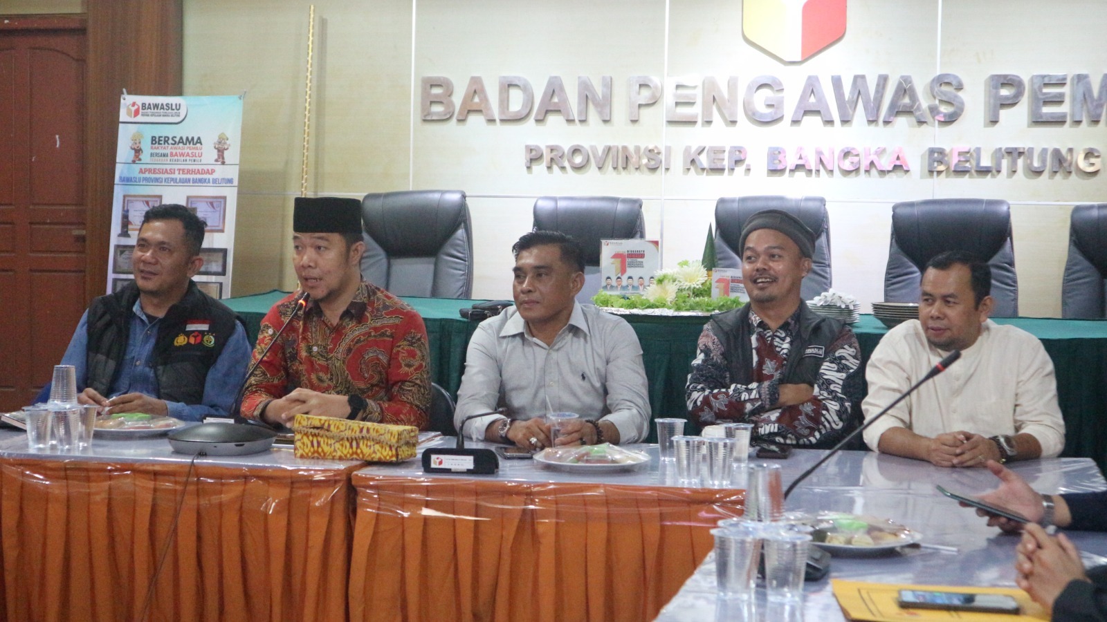 Bawaslu Babel Gelar Rapat Penguatan Kelembagaan dan Tasyakuran HUT ke-17