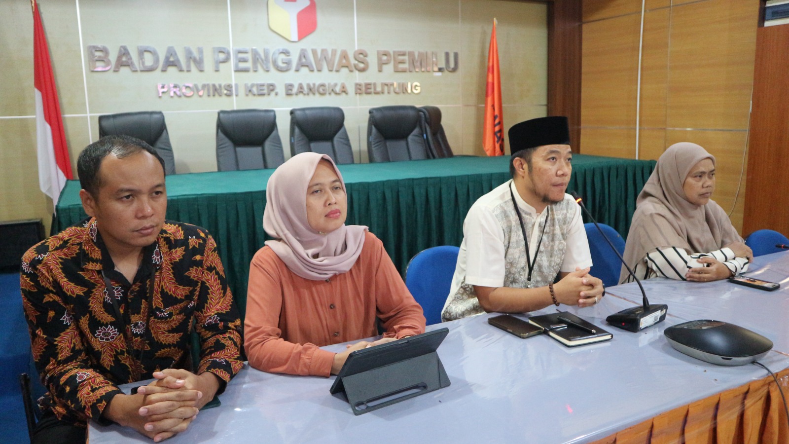 Penutupan Orientasi CPNS Bawaslu Babel : Ketua dan Kepala Sekretariat Tekankan Profesionalisme dan Integritas