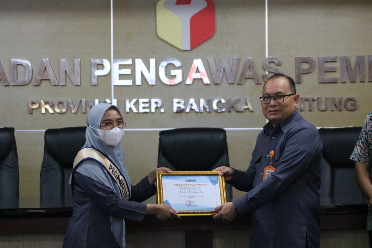 Wujudkan Reformasi Birokrasi, Bawaslu Babel Gelar Pegawai Teladan Triwulan III