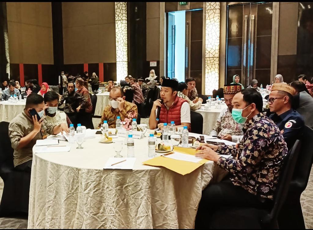 Bawaslu Babel Sampaikan Hasil Pengawasan Verfak Perbaikan Parpol di Rapat Pleno Terbuka KPU