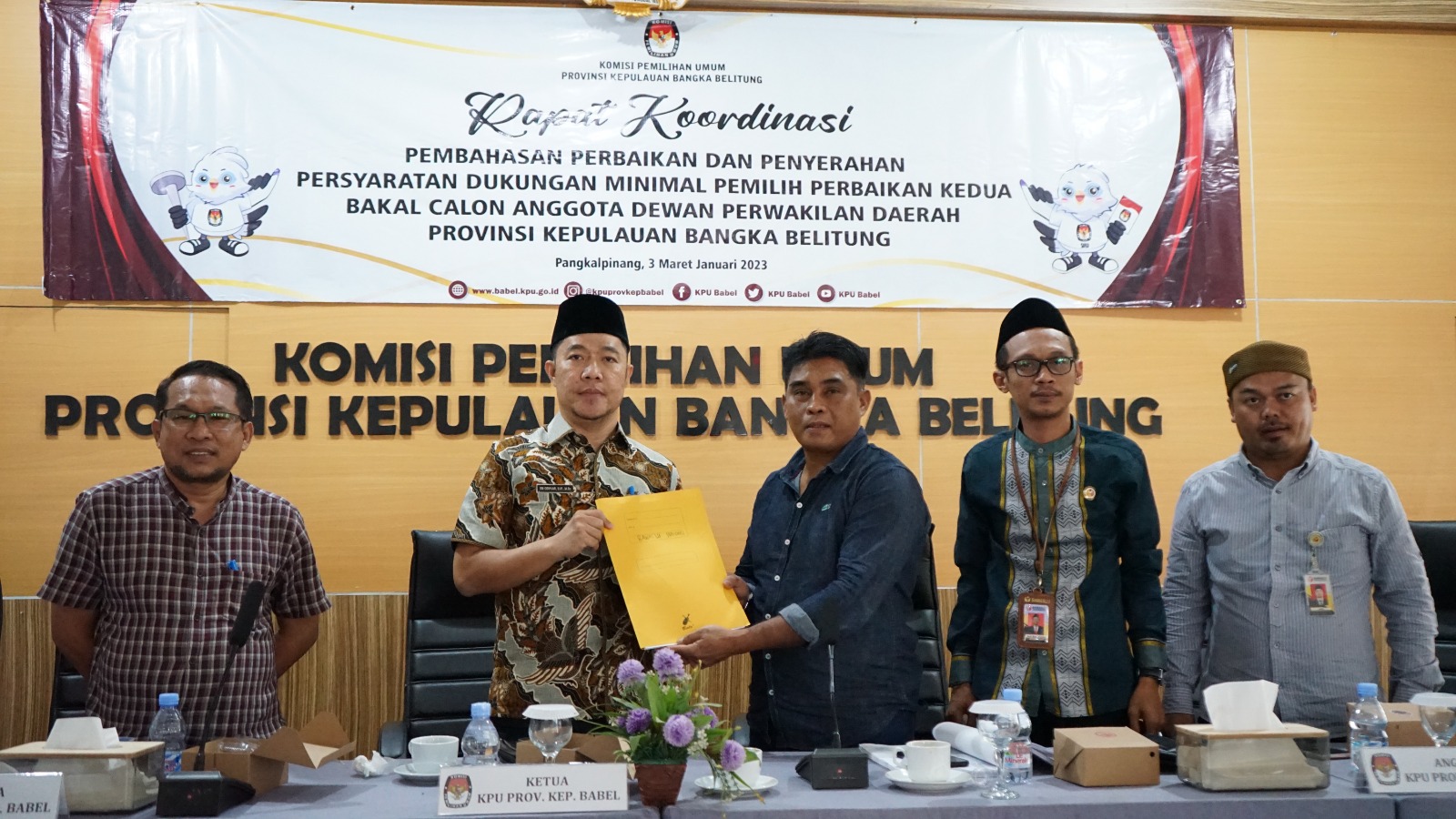 Bawaslu Babel Hadiri Pelaksanaan Rapat Koordinasi Pembahasan Perbaikan dan Penyerahan  Persyaratan Minimal Dukungan Perbaikan Calon Perseorangan DPD RI Dapil Babel