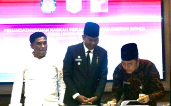 Bawaslu dan Pemprov Babel Resmi Tandatangani NPHD Pilkada 2024