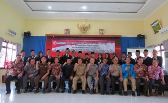 PANWASLU BANGKA TENGAH LANTIK PANWASCAM SE-KABUPATEN BANGKA TENGAH