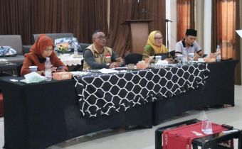 Sebanyak 33 orang mengikuti seleksi wawancara panwascam Kabupaten Bangka Barat