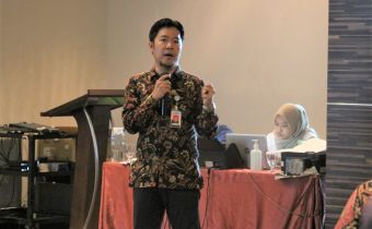 Ketua Bawaslu Babel Jelaskan Teknis Penyelesaian Sengketa Proses dan Penyelesaian Pelanggaran Administratif Pemilu dihadapan KPU Se Babel