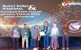 Hubungan Media Massa dan Produktifitas Media Sosial Bawaslu Babel Jadi Yang Terbaik, Osykar Sebut Ini Wujud Komunikasi dan Publikasi Bawaslu Tingkatkan Kepercayaan dan Citra Lembaga